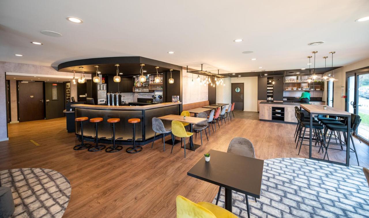 Kyriad Hotel Laval Laval  Exterior foto